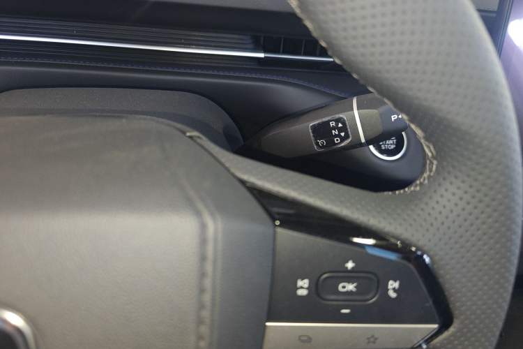 Used CHANGAN Eado PHEV 2025 Smart New Blue Whale 145KM Battleship Edition Gear Lever