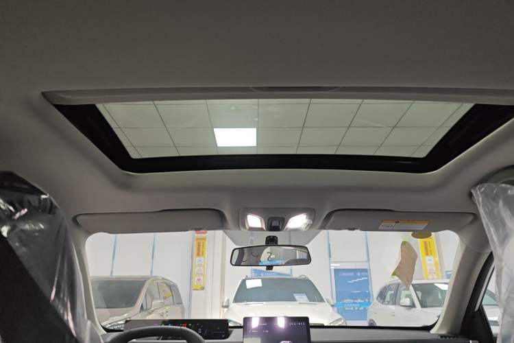 Used CHANGAN Eado PHEV 2025 Smart New Blue Whale 145KM Battleship Edition Headliner