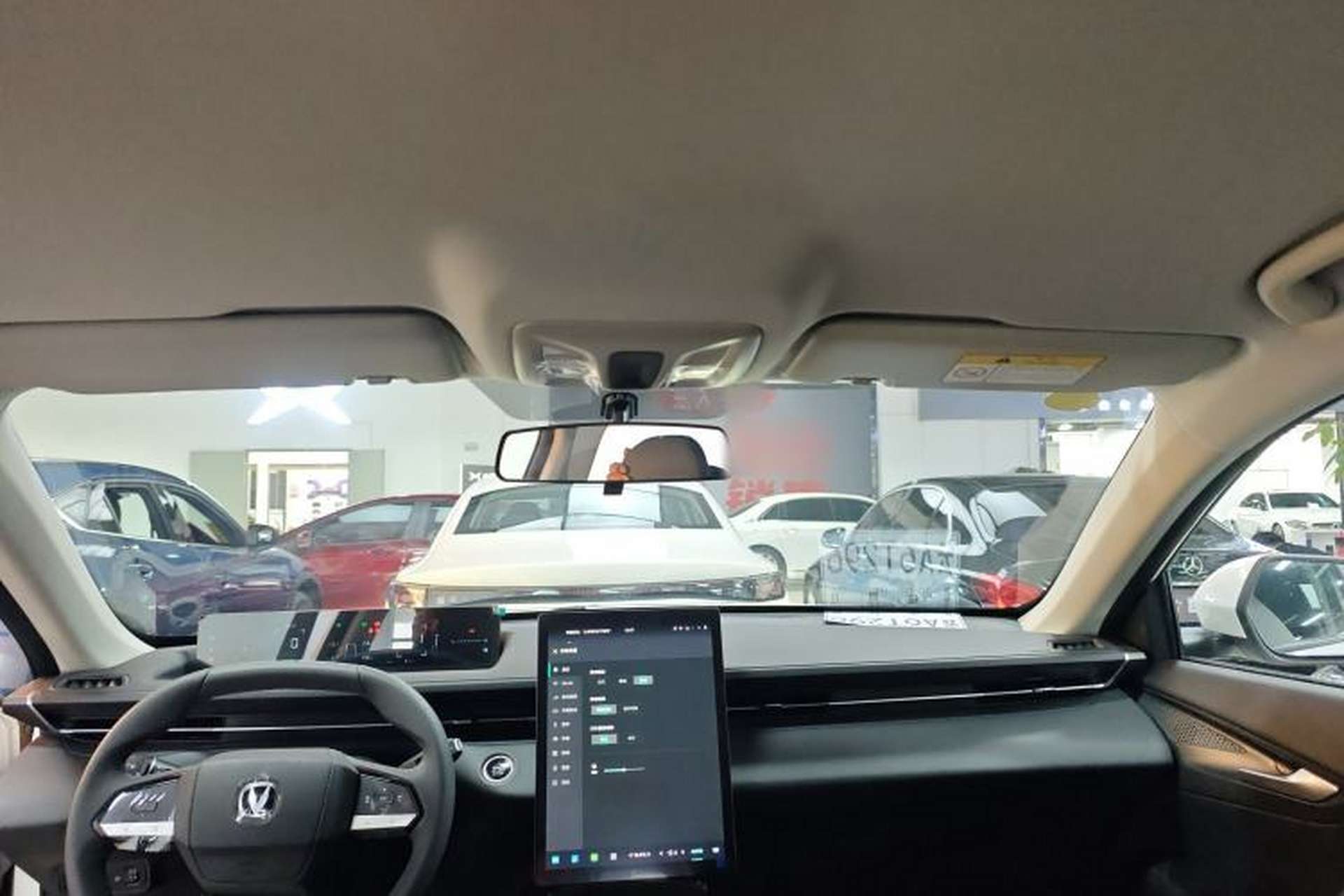 Used CHANGAN Eado PHEV 2025 Smart New Blue Whale 145KM High-Energy Edition Headliner