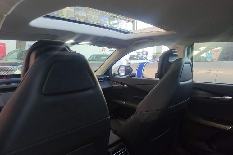Used CHANGAN Eado PHEV 2025 Smart New Blue Whale 145KM Battleship Edition Headliner