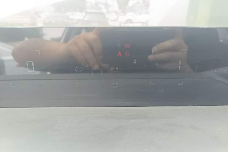 Used CHANGAN Eado PHEV 2025 Smart New Blue Whale 145KM Battleship Edition Instrument Cluster