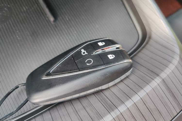 Used CHANGAN Eado PHEV 2025 Smart New Blue Whale 145KM Battleship Edition Interior 1