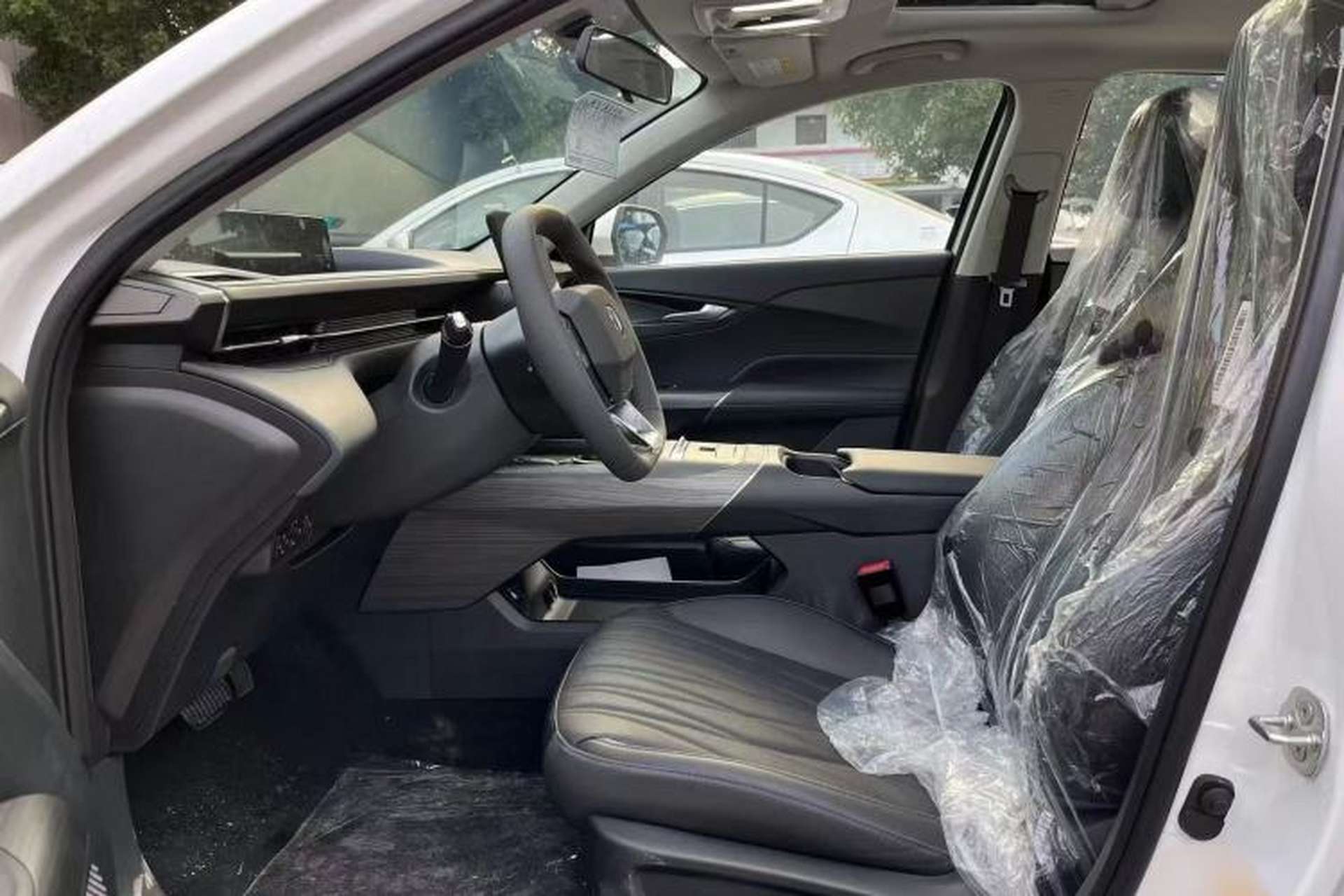 Used CHANGAN Eado PHEV 2025 Smart New Blue Whale 145KM Battleship Edition Interior 1