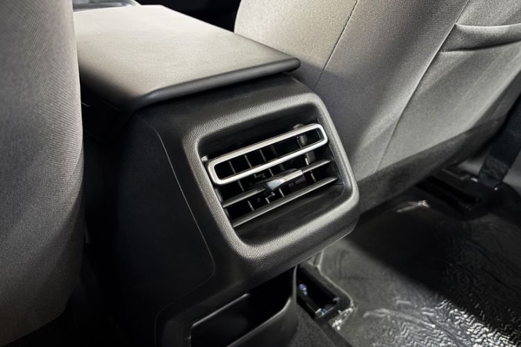 Used CHANGAN Eado PHEV 2025 Smart New Blue Whale 145KM High-Energy Edition Interior 7