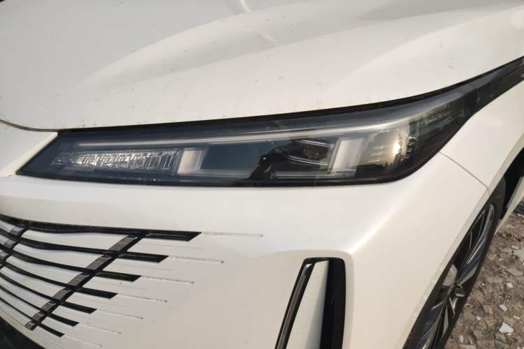 Used CHANGAN Eado PHEV 2025 Smart New Blue Whale 145KM High-Energy Edition Left Front Headlight