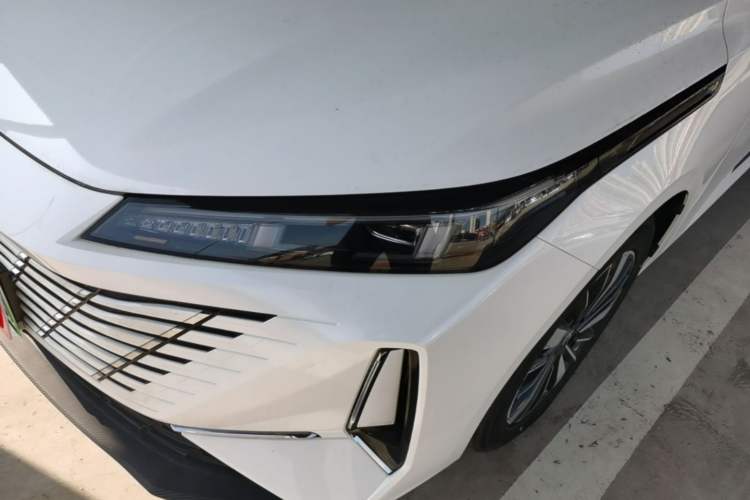 Used CHANGAN Eado PHEV 2025 Smart New Blue Whale 145KM Battleship Edition Left Front Headlight