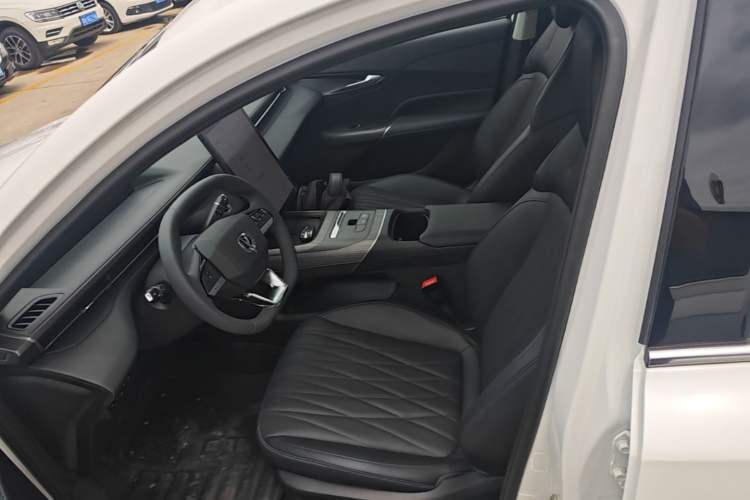 Used CHANGAN Eado PHEV 2025 Smart New Blue Whale 145KM Battleship Edition Left Front Seat