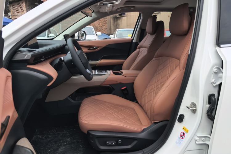 Used CHANGAN Eado PHEV 2025 Smart New Blue Whale 145KM Battleship Edition Left Front Seat