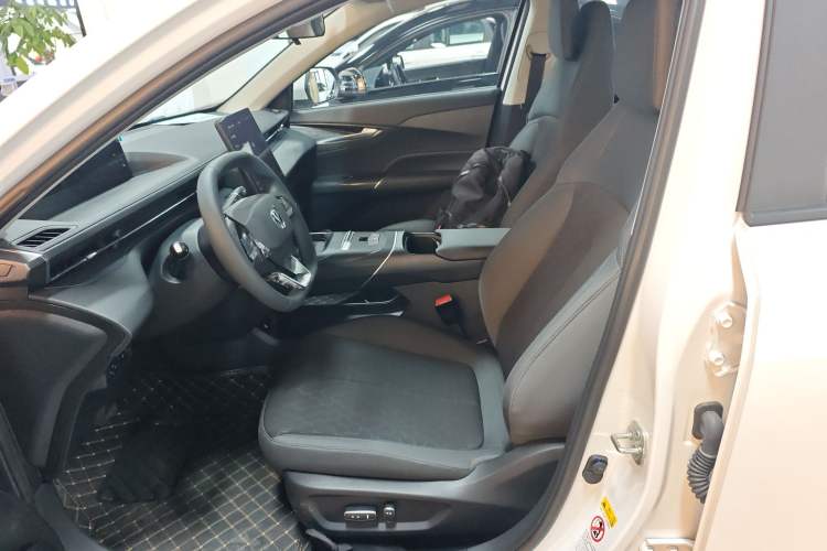 Used CHANGAN Eado PHEV 2025 Smart New Blue Whale 145KM High-Energy Edition Left Front Seat