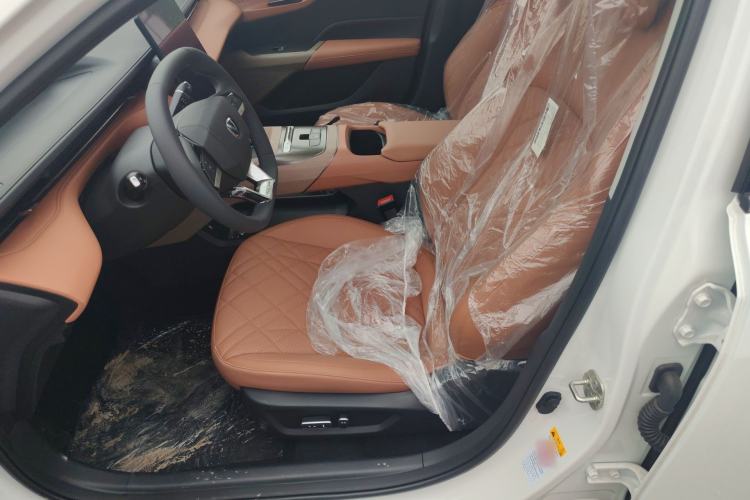 Used CHANGAN Eado PHEV 2025 Smart New Blue Whale 145KM Battleship Edition Left Front Seat