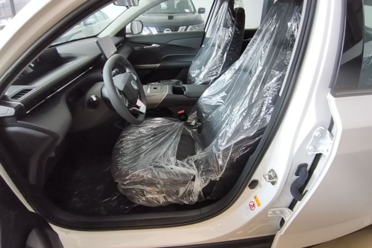 Used CHANGAN Eado PHEV 2025 Smart New Blue Whale 145KM Battleship Edition Left Front Seat
