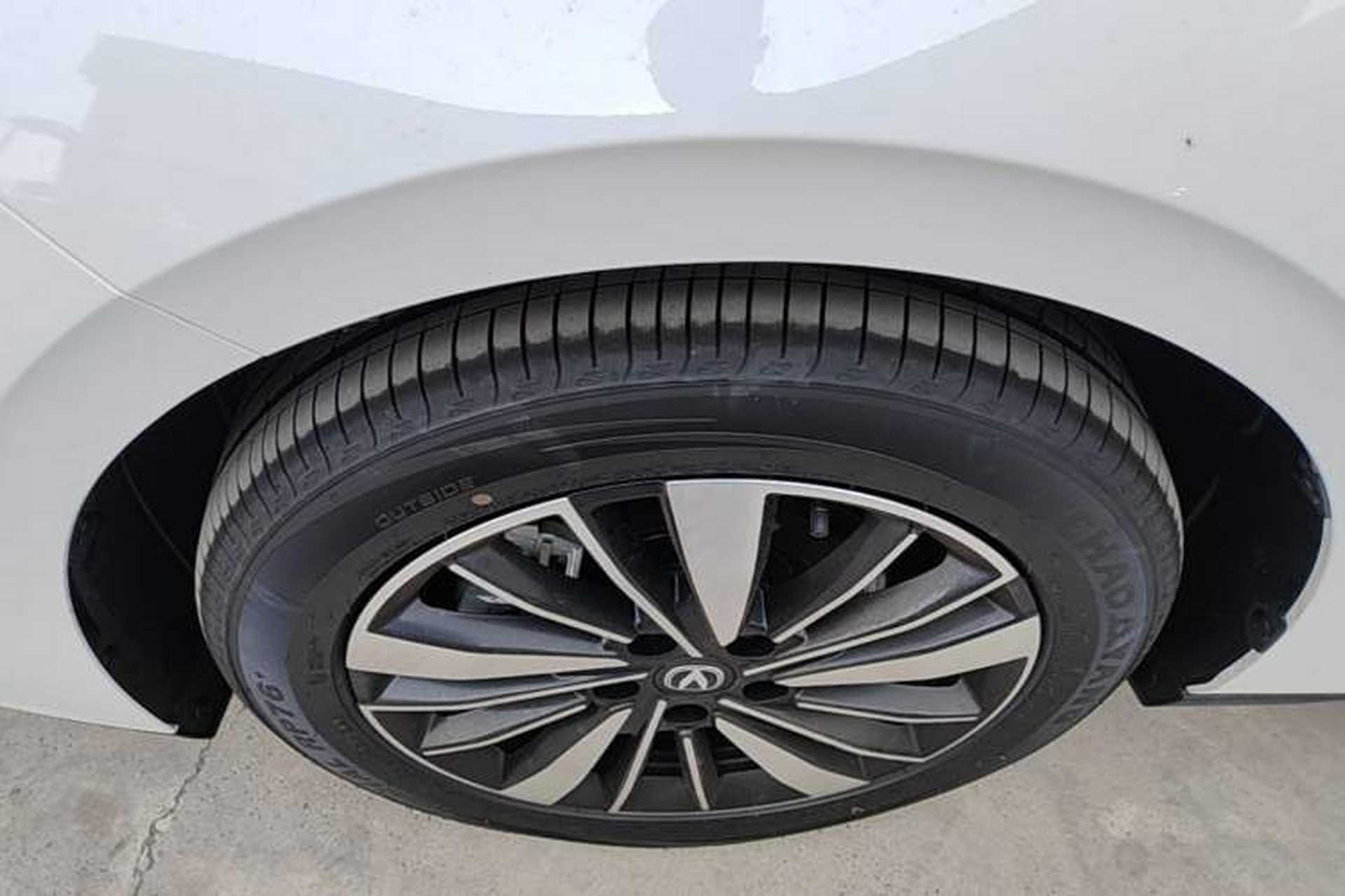 Used CHANGAN Eado PHEV 2025 Smart New Blue Whale 145KM Battleship Edition Left Front Wheel Hub
