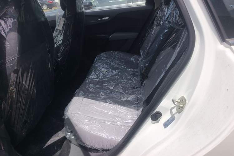 Used CHANGAN Eado PHEV 2025 Smart New Blue Whale 145KM Battleship Edition Left Rear Seat