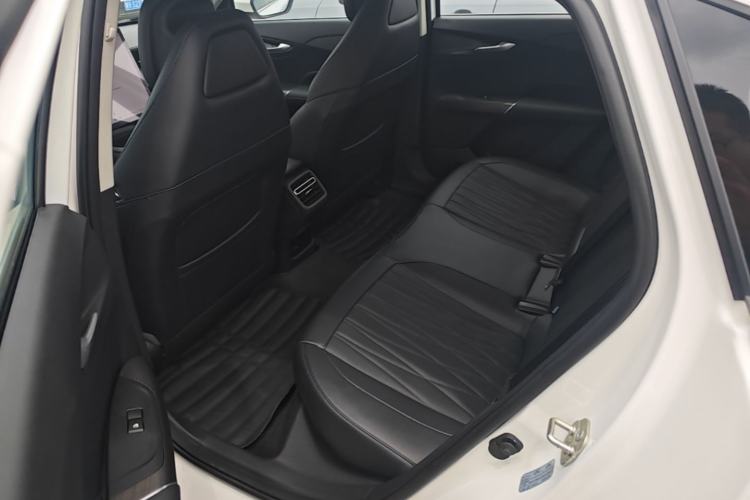 Used CHANGAN Eado PHEV 2025 Smart New Blue Whale 145KM Battleship Edition Left Rear Seat