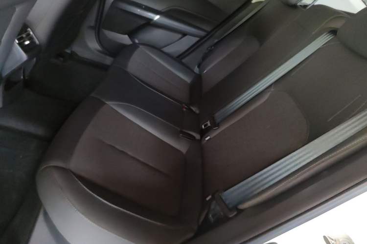 Used CHANGAN Eado PHEV 2025 Smart New Blue Whale 145KM High-Energy Edition Left Rear Seat