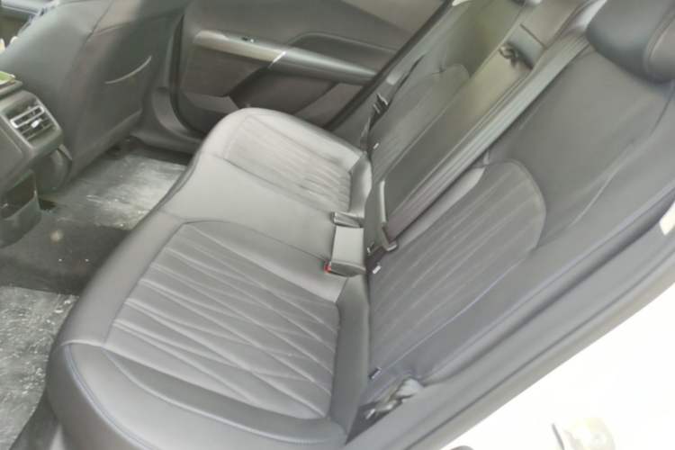 Used CHANGAN Eado PHEV 2025 Smart New Blue Whale 145KM Battleship Edition Left Rear Seat