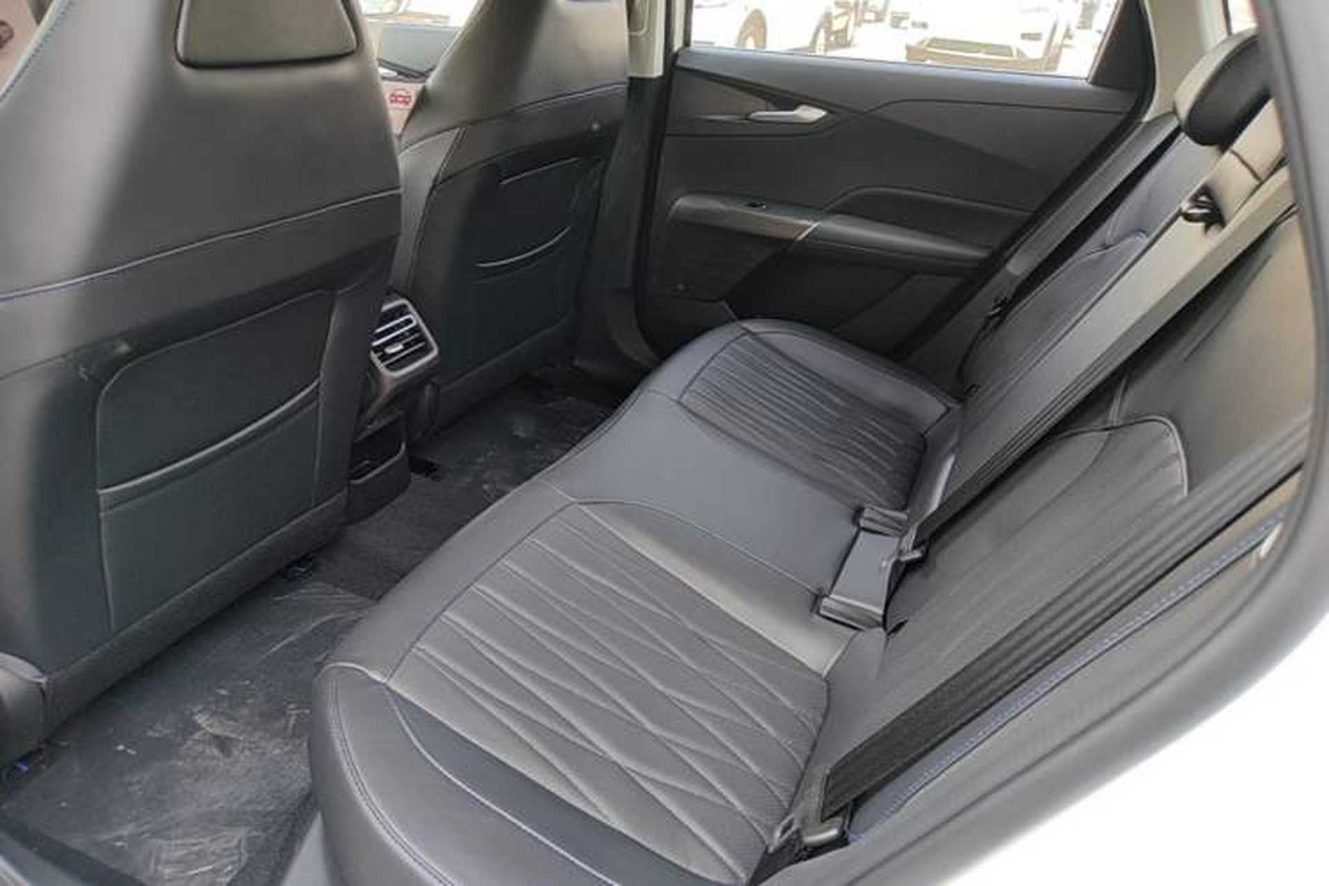 Used CHANGAN Eado PHEV 2025 Smart New Blue Whale 145KM Battleship Edition Left Rear Seat