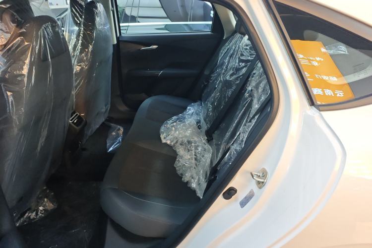 Used CHANGAN Eado PHEV 2025 Smart New Blue Whale 145KM High-Energy Edition Left Rear Seat