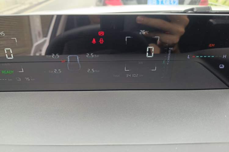 Used CHANGAN Eado PHEV 2025 Smart New Blue Whale 145KM High-Energy Edition Odometer Close Up