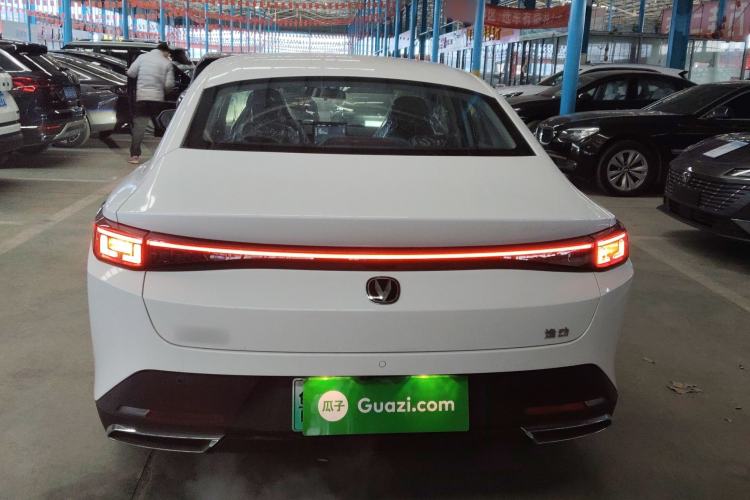 Used CHANGAN Eado PHEV 2025 Smart New Blue Whale 145KM High-Energy Edition Rear