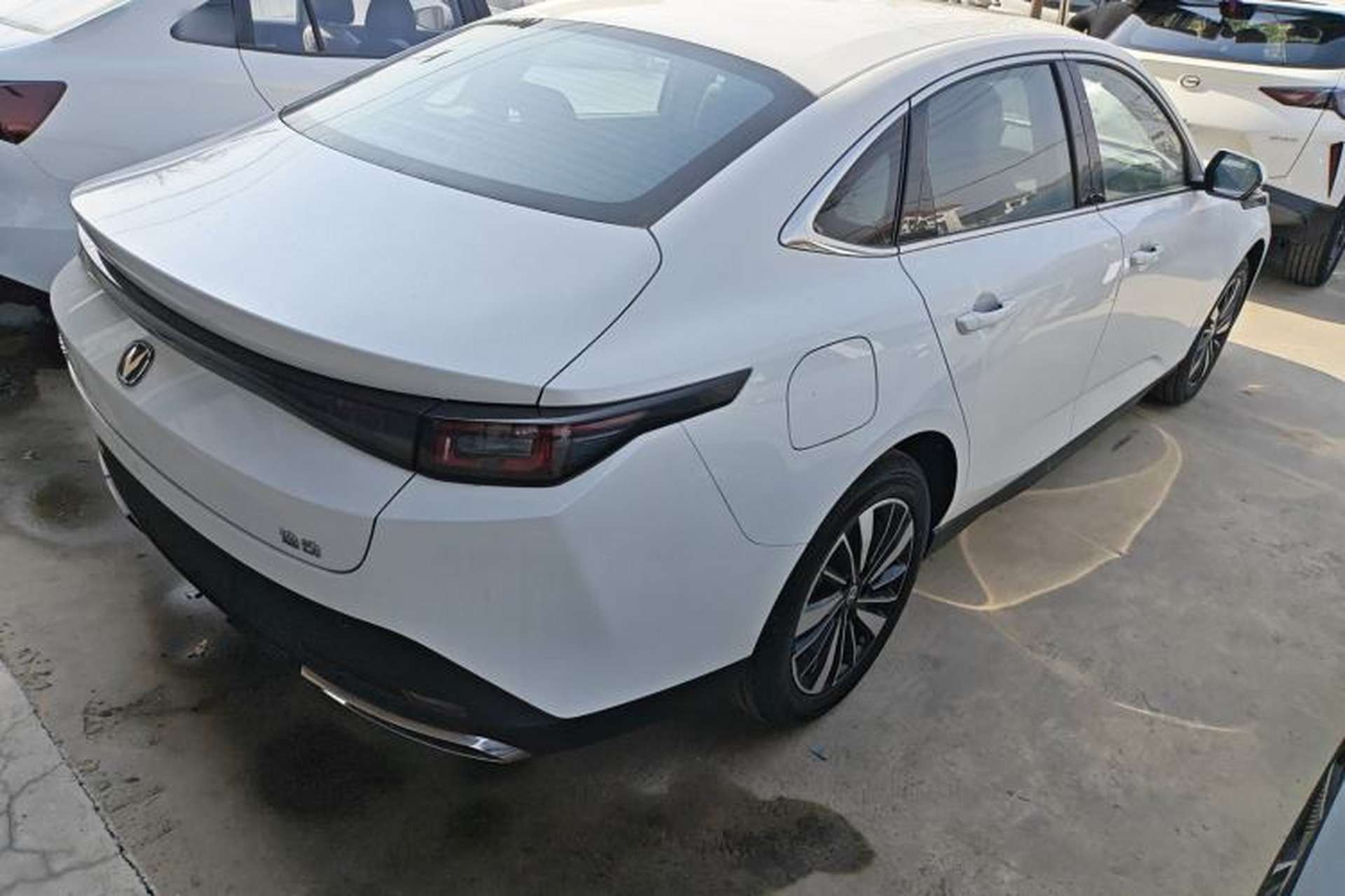 Used CHANGAN Eado PHEV 2025 Smart New Blue Whale 145KM Battleship Edition Rear Right 45 Deg