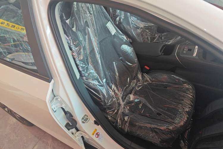 Used CHANGAN Eado PHEV 2025 Smart New Blue Whale 145KM High-Energy Edition Right Front Seat