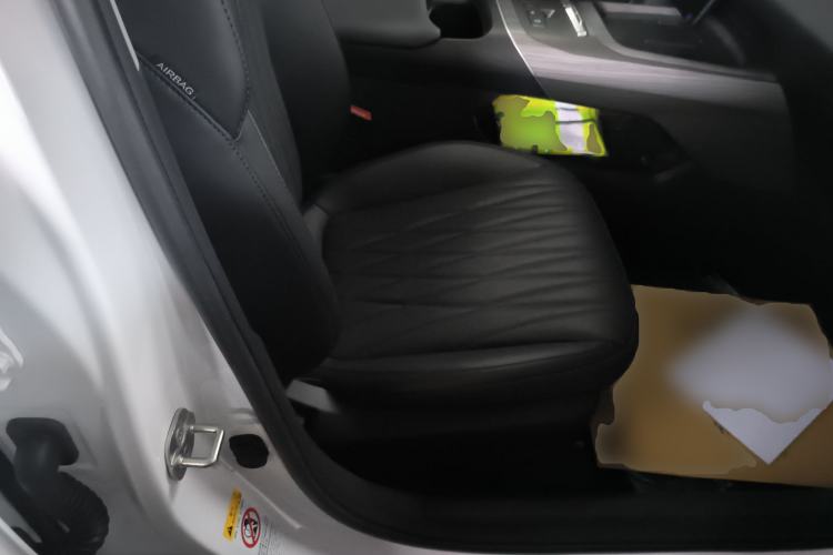 Used CHANGAN Eado PHEV 2025 Smart New Blue Whale 145KM Battleship Edition Right Front Seat