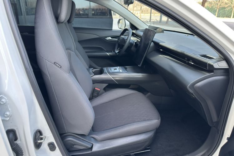 Used CHANGAN Eado PHEV 2025 Smart New Blue Whale 145KM High-Energy Edition Right Front Seat