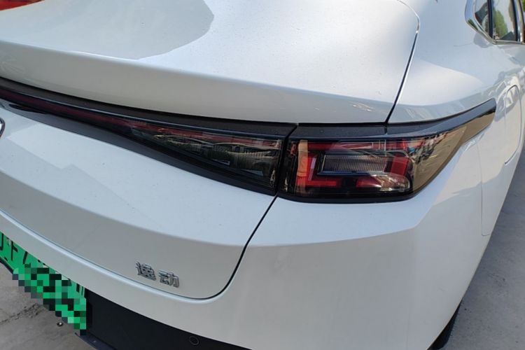 Used CHANGAN Eado PHEV 2025 Smart New Blue Whale 145KM Battleship Edition Right Rear Taillight