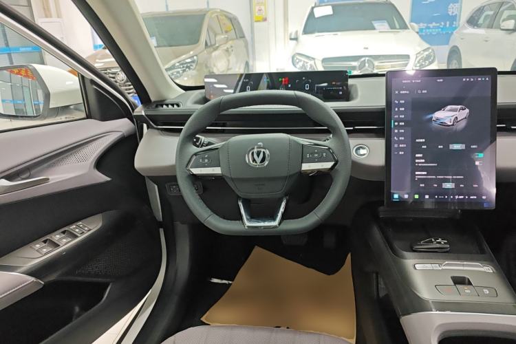 Used CHANGAN Eado PHEV 2025 Smart New Blue Whale 145KM Battleship Edition Steering Wheel