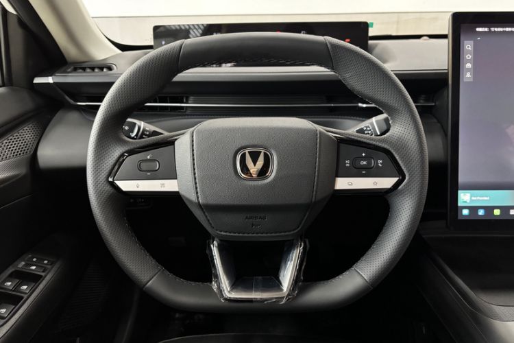 Used CHANGAN Eado PHEV 2025 Smart New Blue Whale 145KM High-Energy Edition Steering Wheel