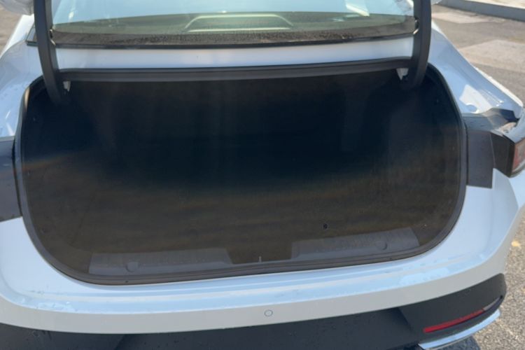 Used CHANGAN Eado PHEV 2025 Smart New Blue Whale 145KM Battleship Edition Trunk