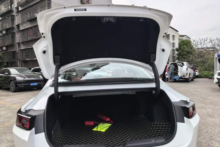 Used CHANGAN Eado PHEV 2025 Smart New Blue Whale 145KM Battleship Edition Trunk
