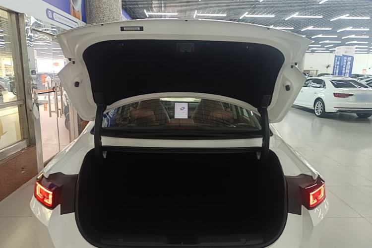 Used CHANGAN Eado PHEV 2025 Smart New Blue Whale 145KM Battleship Edition Trunk