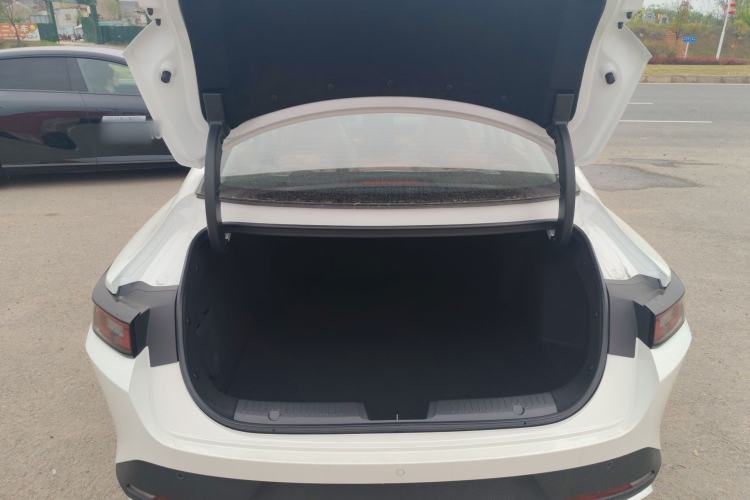 Used CHANGAN Eado PHEV 2025 Smart New Blue Whale 145KM Battleship Edition Trunk