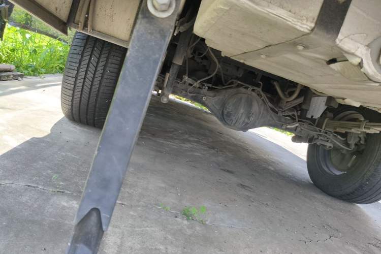 Used CHANGAN Fengjing RV  Chassis Front Right