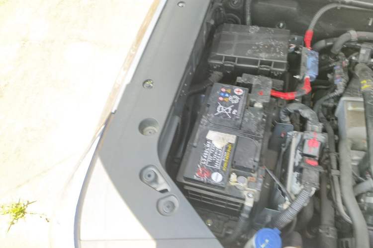 Used CHANGAN Fengjing RV  Engine Bay Right