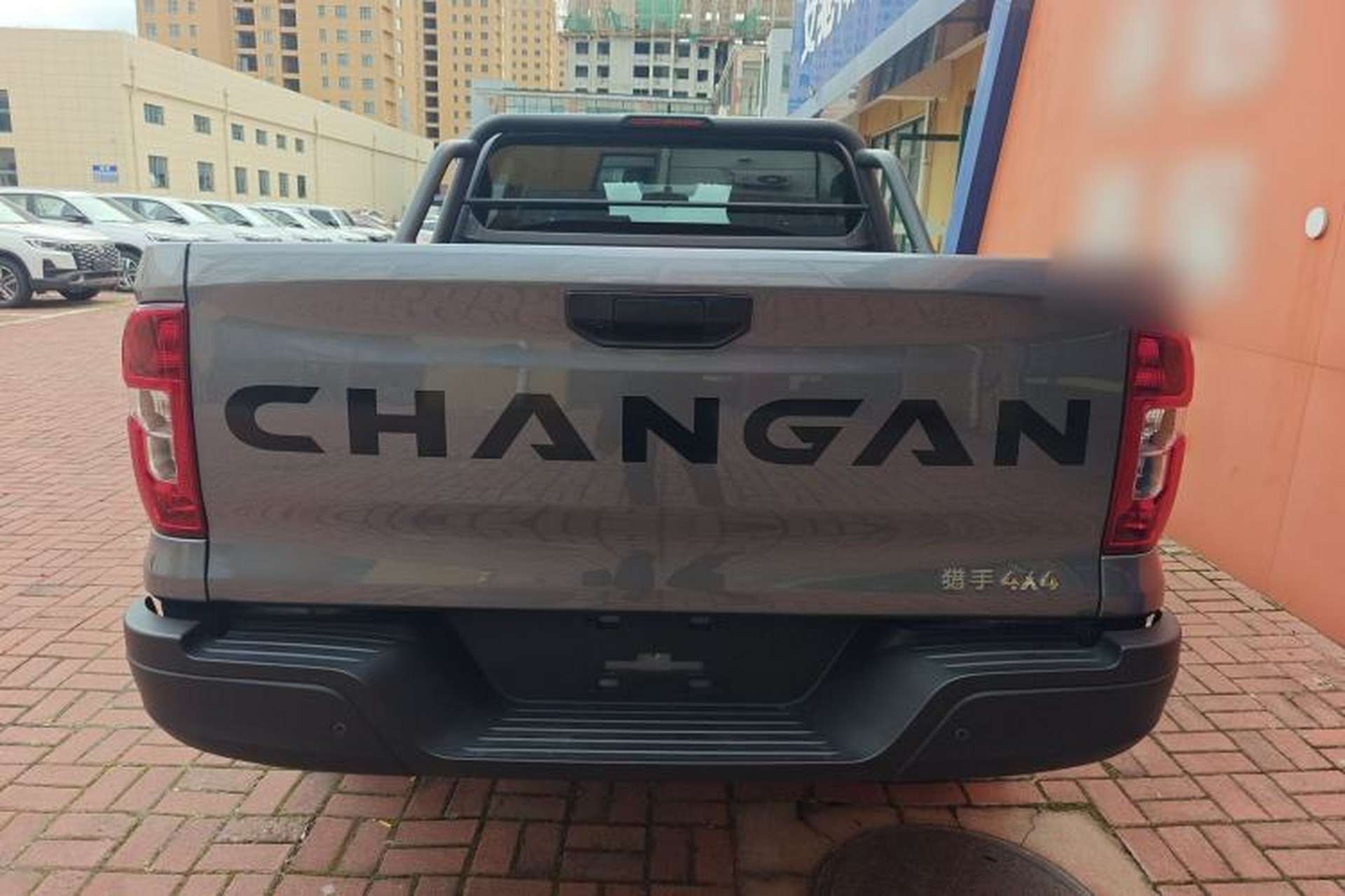 Used CHANGAN Hunter 2024 Warrior Edition Luxury Model Dual-Motor All-Wheel Drive with Extra-Long Cargo Box Rear