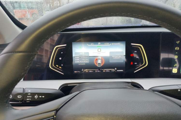 Used CHANGAN Hunter 2024 Knight Edition Flagship Model Dual-Motor All-Wheel Drive Standard Box Instrument Cluster