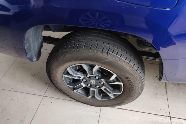 Used CHANGAN Hunter 2024 Warrior Edition Luxury Model Dual-Motor All-Wheel Drive with Extra-Long Cargo Box Right Rear Wheel Hub