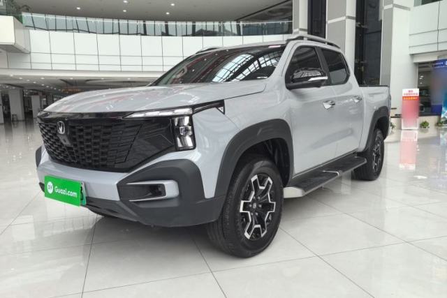 Used CHANGAN Hunter 2024 Knight Edition Flagship Model Dual-Motor All-Wheel Drive Standard Box