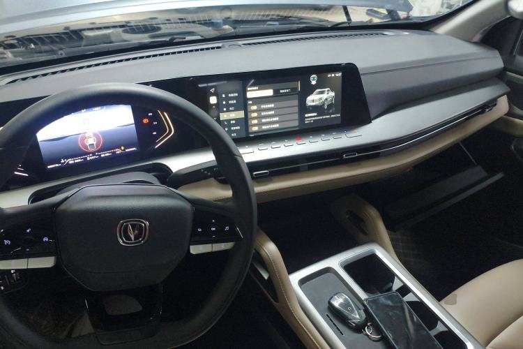 Used CHANGAN Hunter 2024 Knight Edition Flagship Single-Motor Standard Box Center Console