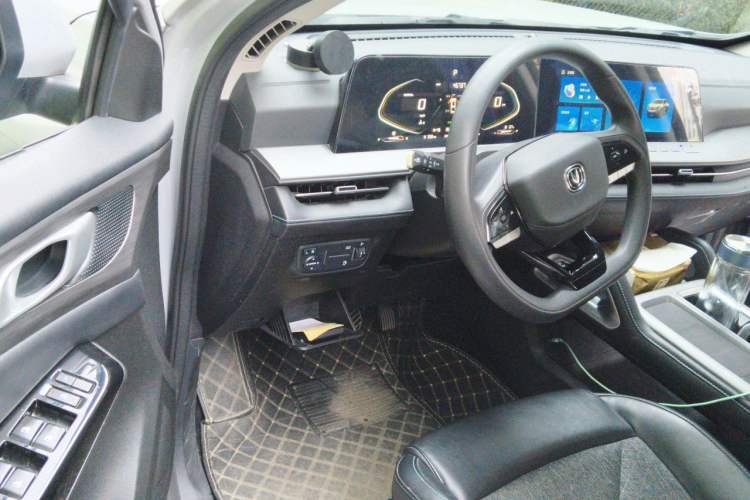 Used CHANGAN Hunter 2024 Warrior Edition Luxury Single-Motor Ultra-Long Box Driver Seat