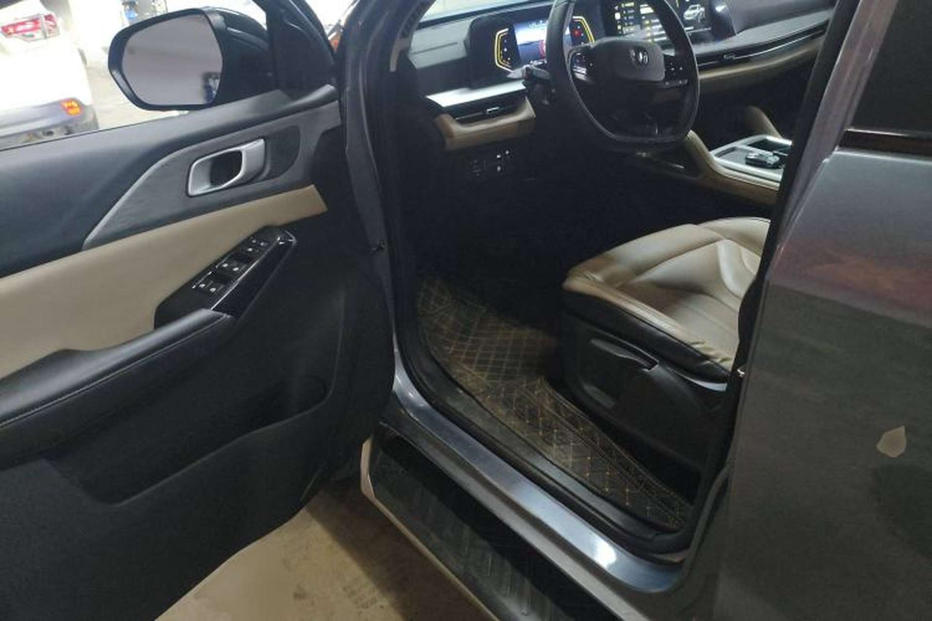 Used CHANGAN Hunter 2024 Knight Edition Flagship Single-Motor Standard Box Driver Seat