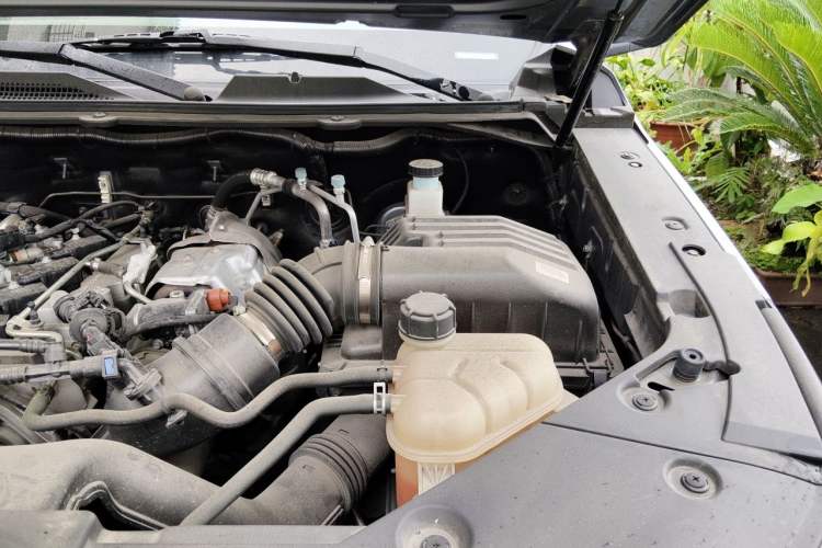Used CHANGAN Hunter 2024 Warrior Edition Luxury Single-Motor Ultra-Long Box Engine Bay Left