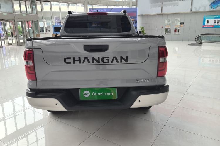Used CHANGAN Hunter 2024 Knight Edition Flagship Model Dual-Motor All-Wheel Drive Standard Box Exterior 4