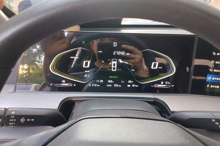 Used CHANGAN Hunter 2024 Warrior Edition Luxury Model Dual-Motor All-Wheel Drive Standard Box Instrument Cluster