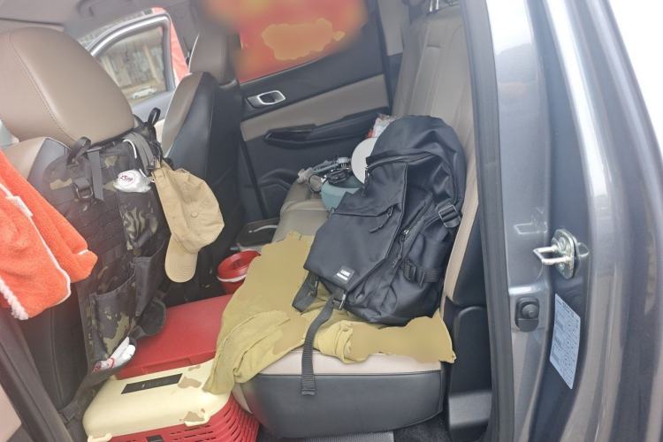 Used CHANGAN Hunter 2024 Knight Edition Flagship Single-Motor Standard Box Left Rear Seat