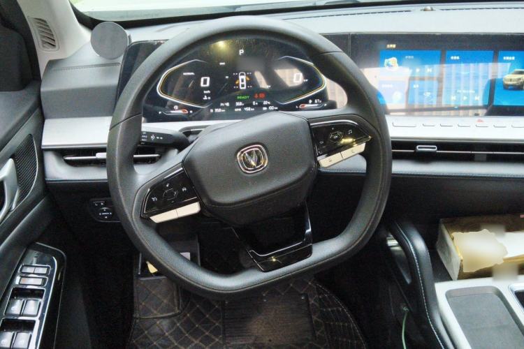 Used CHANGAN Hunter 2024 Warrior Edition Luxury Single-Motor Ultra-Long Box Steering Wheel