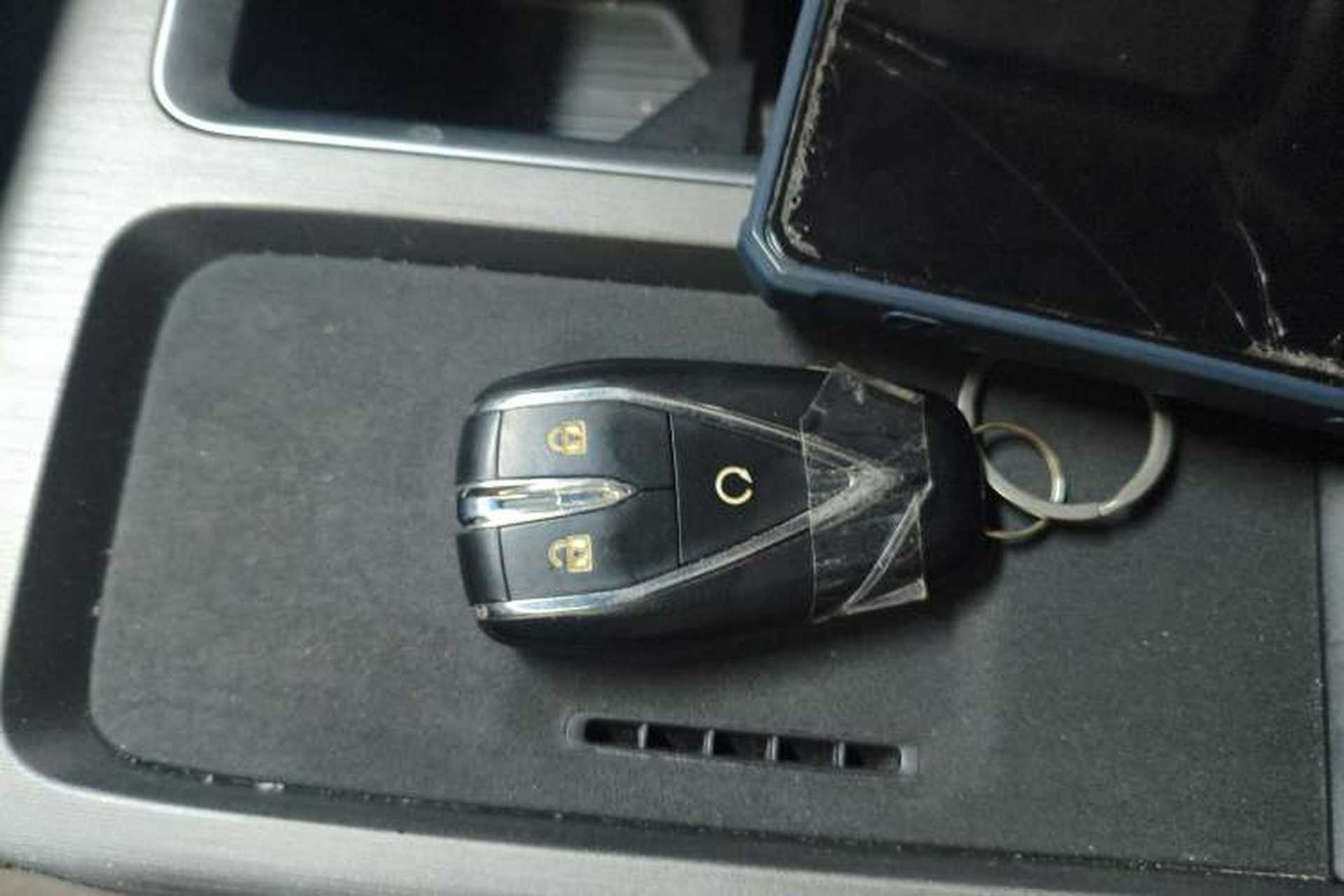 Used CHANGAN Hunter 2024 Knight Edition Flagship Single-Motor Standard Box Vehicle Key
